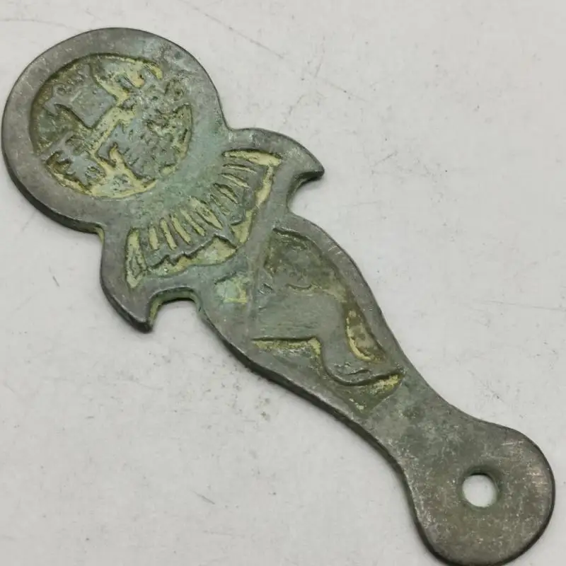 

Китайская старинная бронзовая резная подвеска, жетон, статуя, украшение, коллекция, украшения, талисман, талисман, амулет