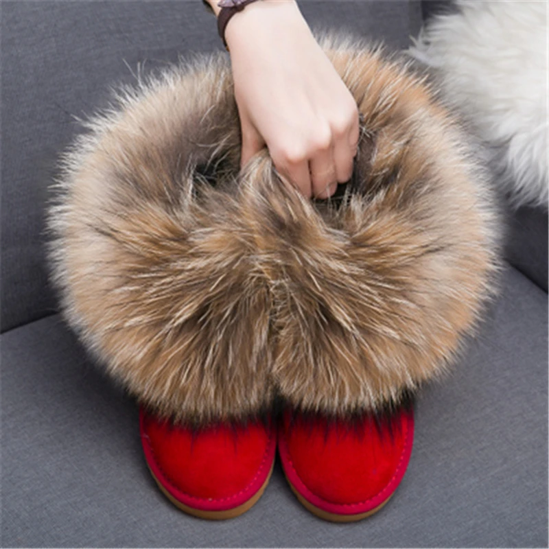 red suede Зимние ботинки с натуральным лисьим мехом; женская обувь с мехом енота; короткие ботинки из натуральной замши; женские ботильоны; женская теплая обувь на плоской подошве - Цвет: red suede
