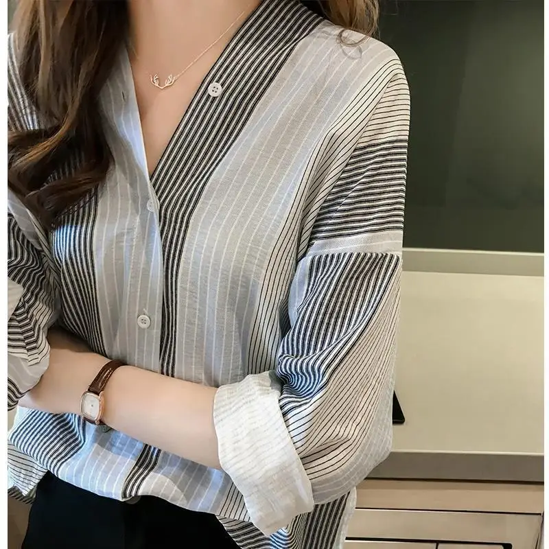 

Blouse Women Shirt Women's V-neck Long Sleeve Striped Loose Casual Shirt Blusas Ropa De Mujer
