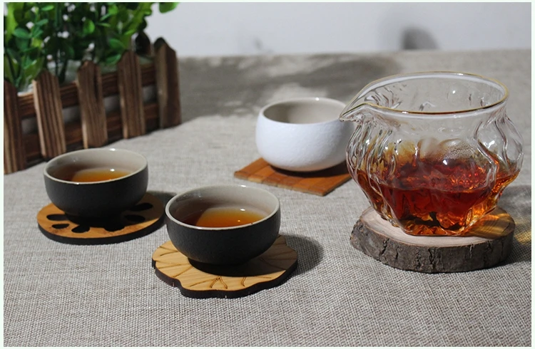 

Nature Bamboo tea accessories coasters decorative small pieces Carving Lotus leaf root