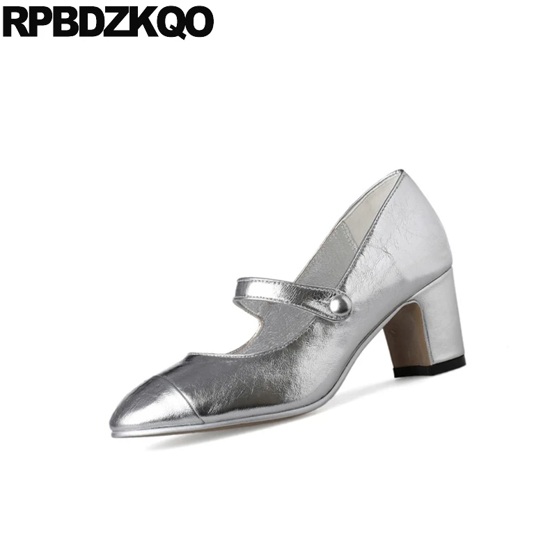 Женские туфли лодочки на толстом каблуке серебристые или белые с круглым носком