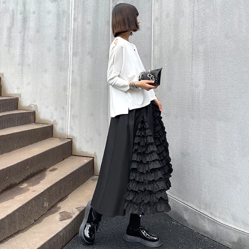 

[EAM] Women Black White Chain Oversized Casual T-shirt New Round Neck Long Sleeve Fashion Tide Spring Autumn 2021 1DE1081