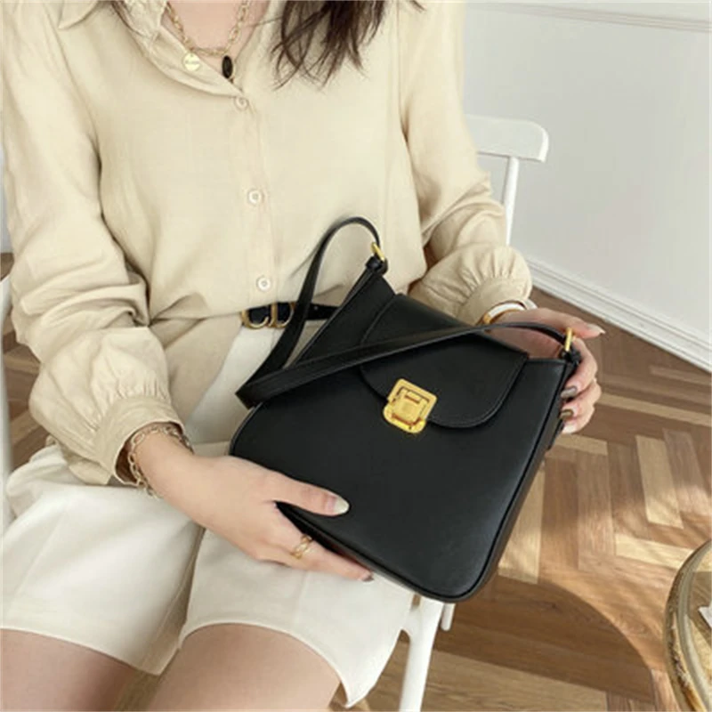

Spring and summer bags 2021 new trend fashion small ck water square bag senior niche leather messenger bag female