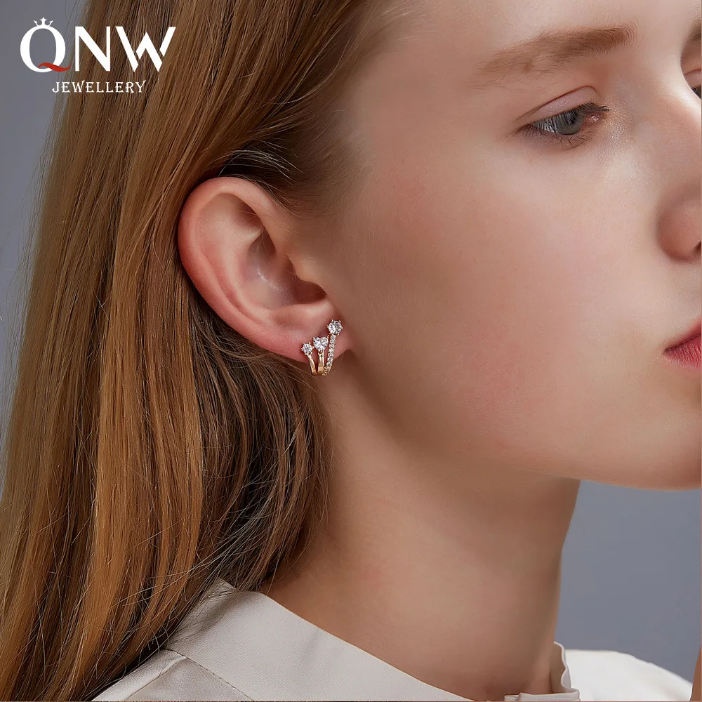 

Light Luxury Niche Earrings Peach Heart Design Simple Personality Three-Layer Copper Inlaid Zircon Wild Forest EarringsQW182