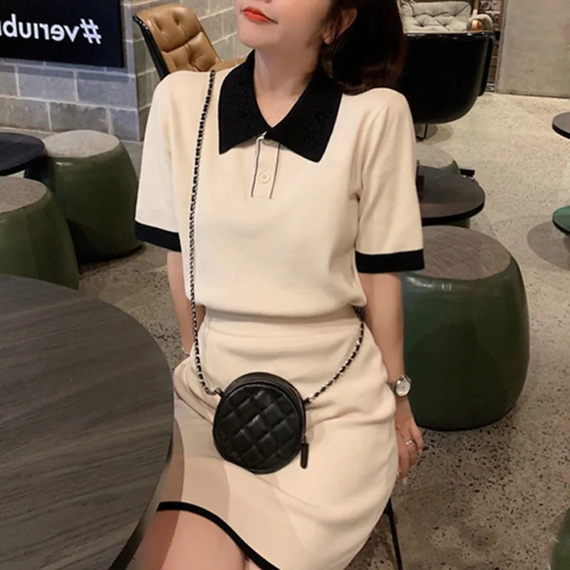 Возможно U Женский комплект из двух предметов с отложным воротником и коротким