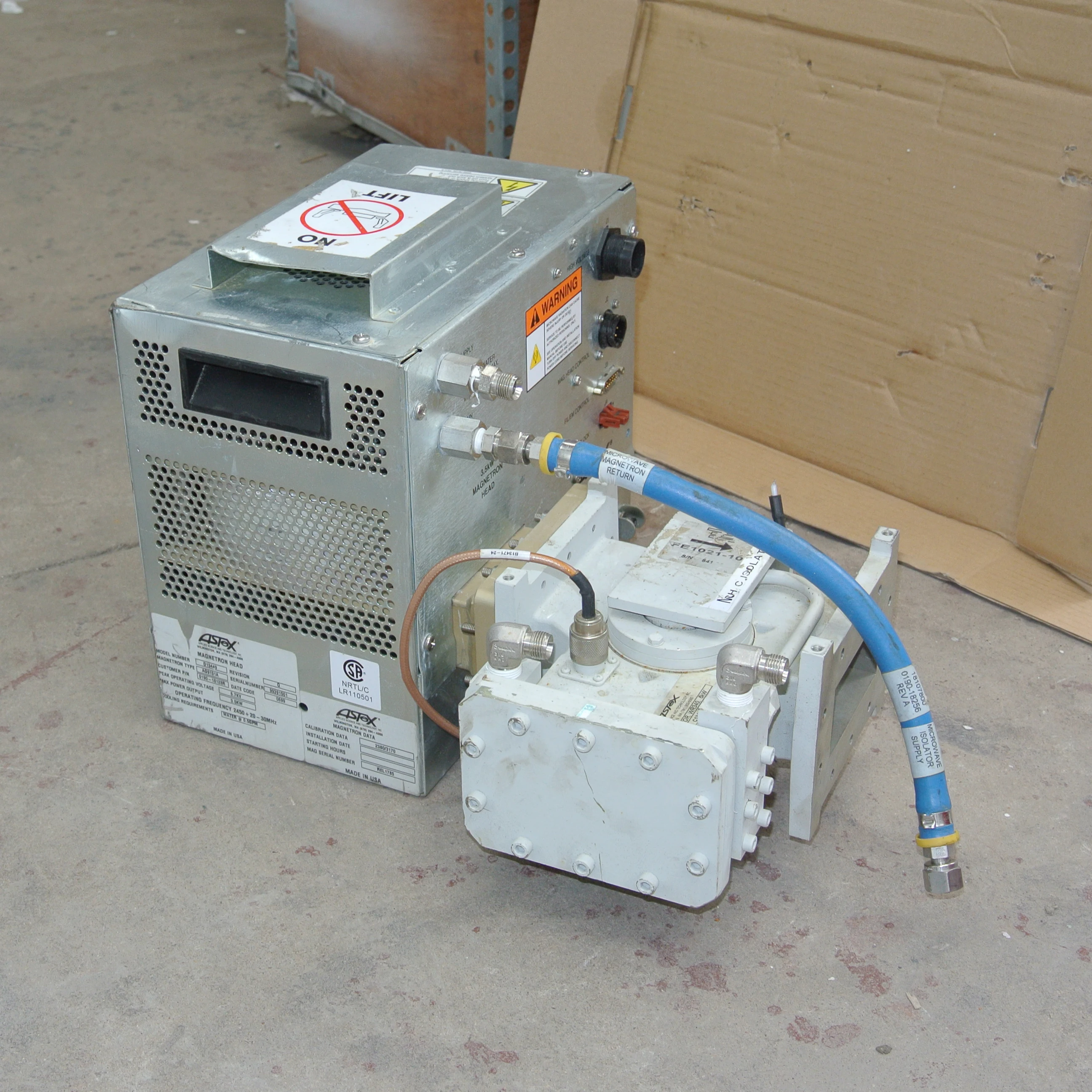 

ASTEX C13477 WAVGUIDE используется в хорошем состоянии