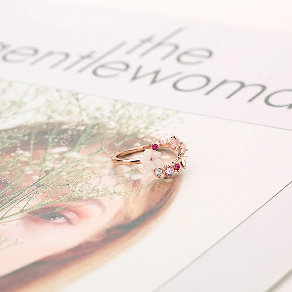 

Fashion Butterfly Flowers Rhinestone Ring Rose Gold Glossy Women Geometric Metal Elegant Gorgeous Finger Wedding Rings Jewelry