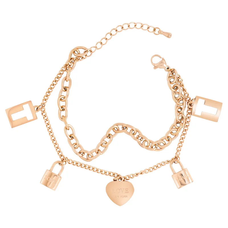 

Titanium steel European and American hipsters net red love lock bracelet ins niche design year cold wind couple bracelet female