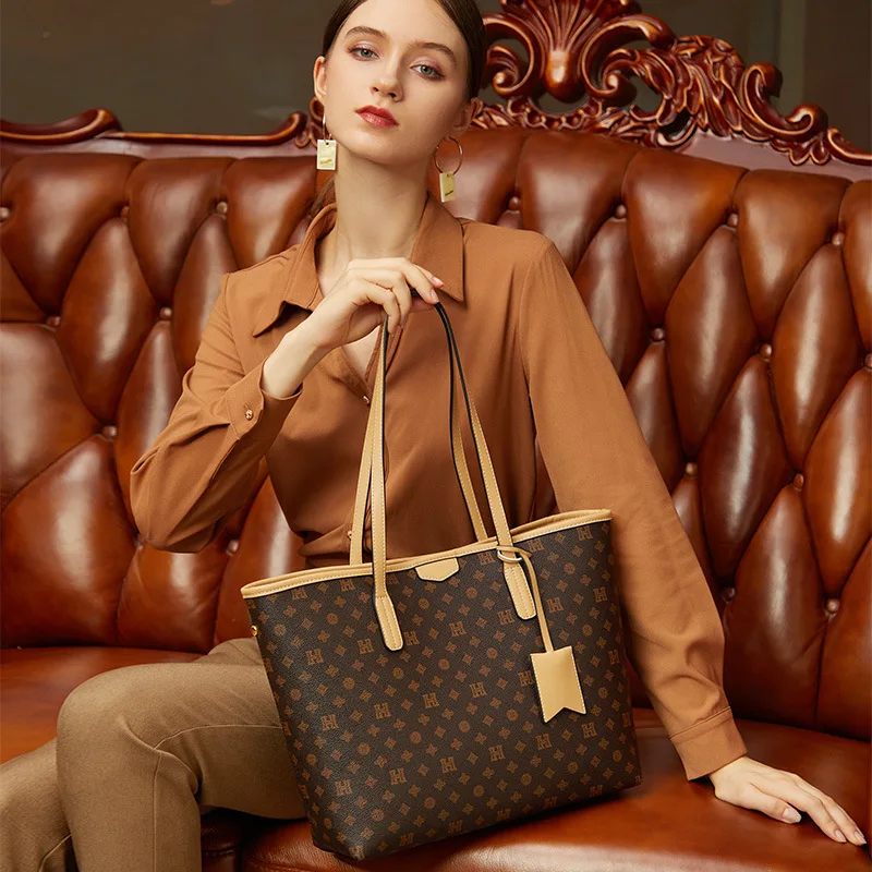 

Легкие роскошные высококачественные женские сумки, вместительная сумка-мессенджер, портативные дорожные сумки для лета, женская модная су...