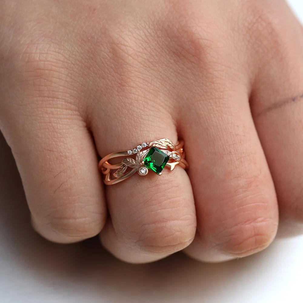 

Luxury Female Green Crystal Stone Ring Cute Rose Gold Color Wedding Rings For Women Dainty Hollow Square Zircon Engagement Ring