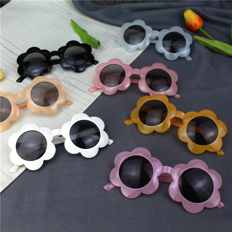 

2021 Vintage Kids Sunglasses Child Sun Glasses Round Flower Gafas Baby Children UV400 Sport Sunglasses Girls Boys Oculos De Sol
