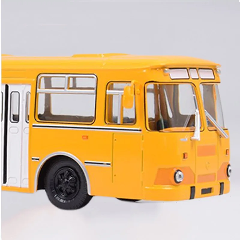 Модель автобуса SSM LIAZ 677 м в масштабе 1:43 из сплава | Игрушки и хобби