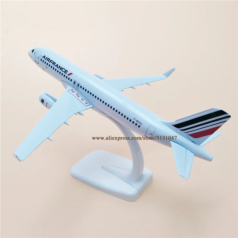 Модель самолета из сплава и металла 20 см авиакомпании AIR France Аэробус A320 | Игрушки