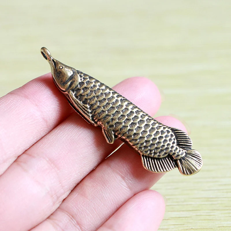 

1 шт., латунная подвеска в виде рыбы