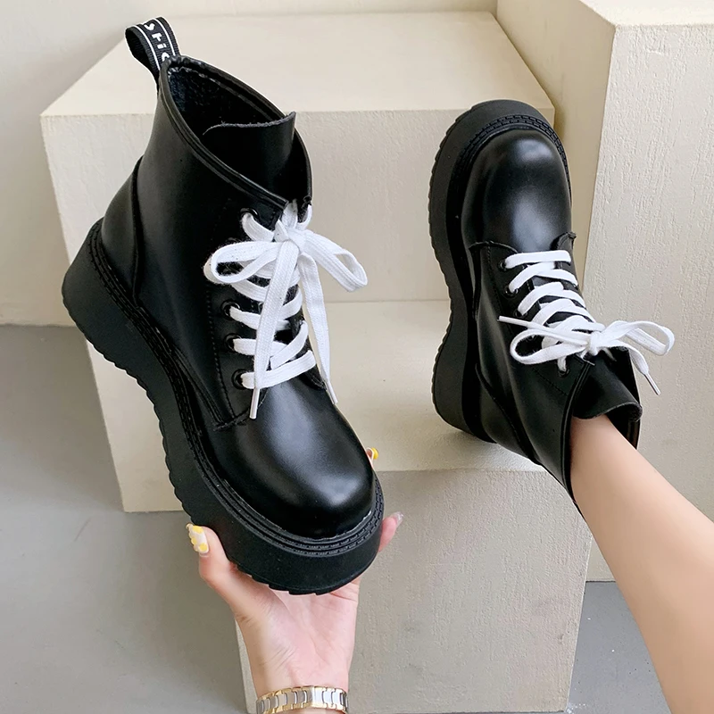 

Rimocy New Chunky Platform Women Ankle Boots 2021 Autumn Lace Up Thick Bottom Casual Shoes Woman Flat Heels Short Boots Female