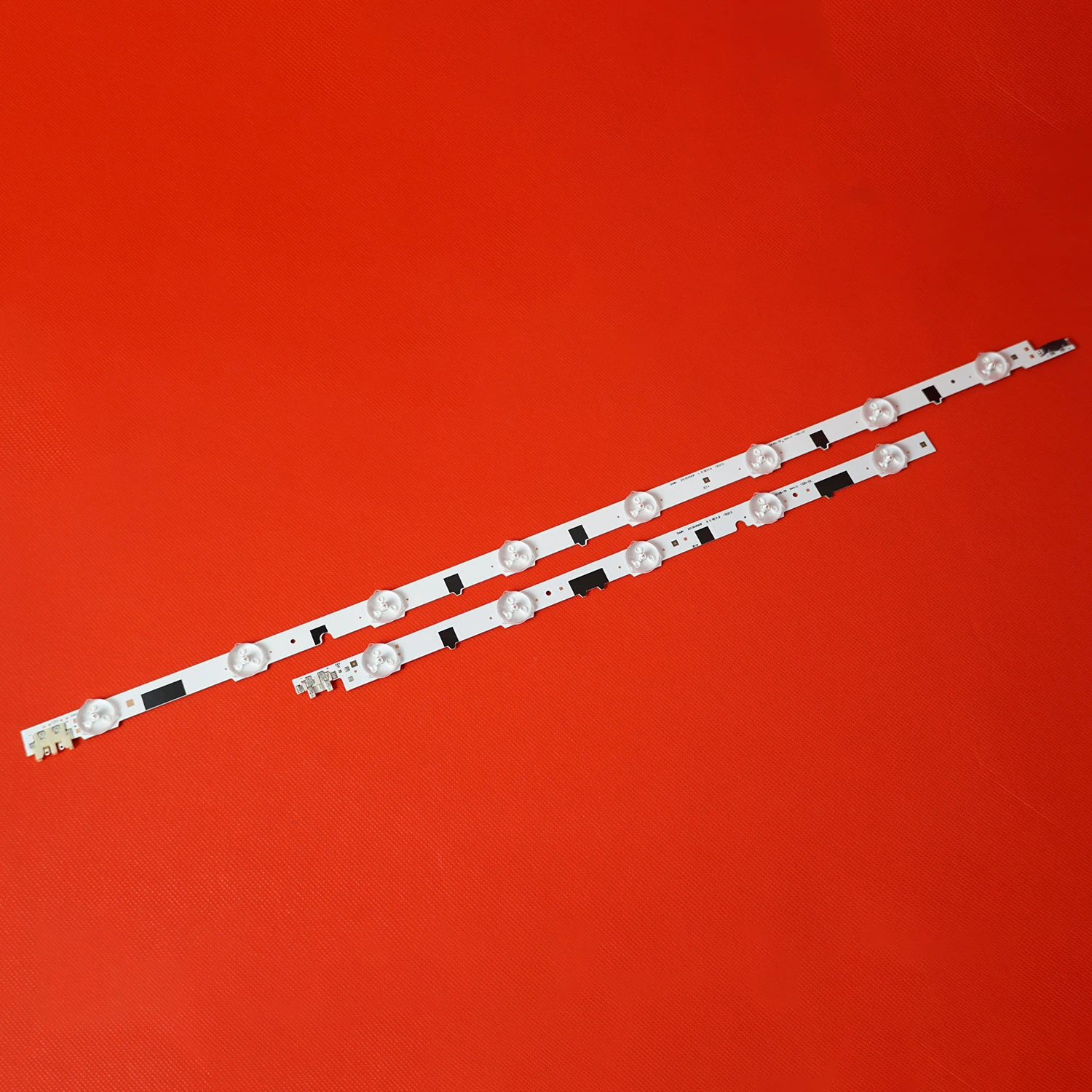 Светодиодная лента для подсветки телевизора SamSung 40 дюймов 2 шт. D2GE-400SCA-R3 UA40F5500