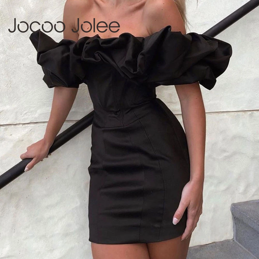 Женское облегающее платье с оборками и открытыми плечами Черное Осеннее