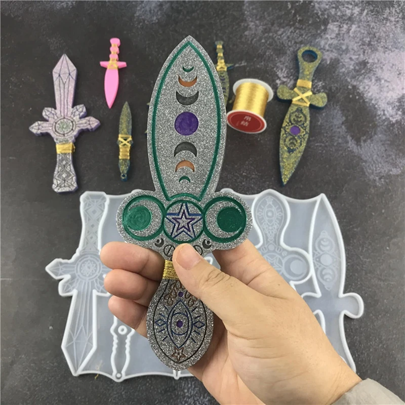 

Broadsword Sword Defense DIY Silicone Jewelry Ornaments Resin Sword Mold Broadsword Epoxy Mold