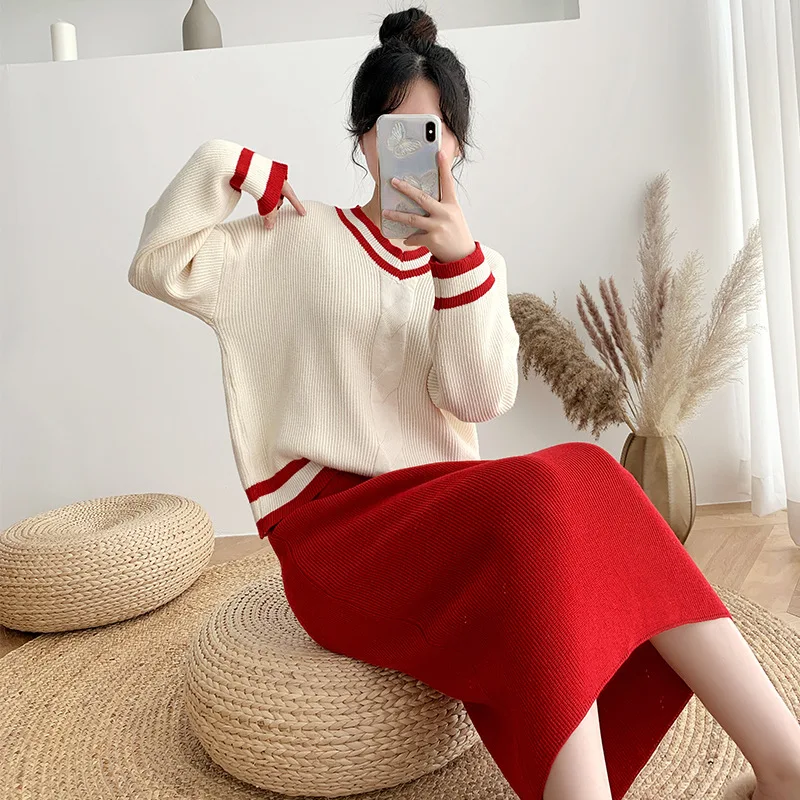 

Женский трикотажный комплект из 2 предметов, свободный свитер в полоску с V-образным вырезом и элегантная юбка, Осень-зима