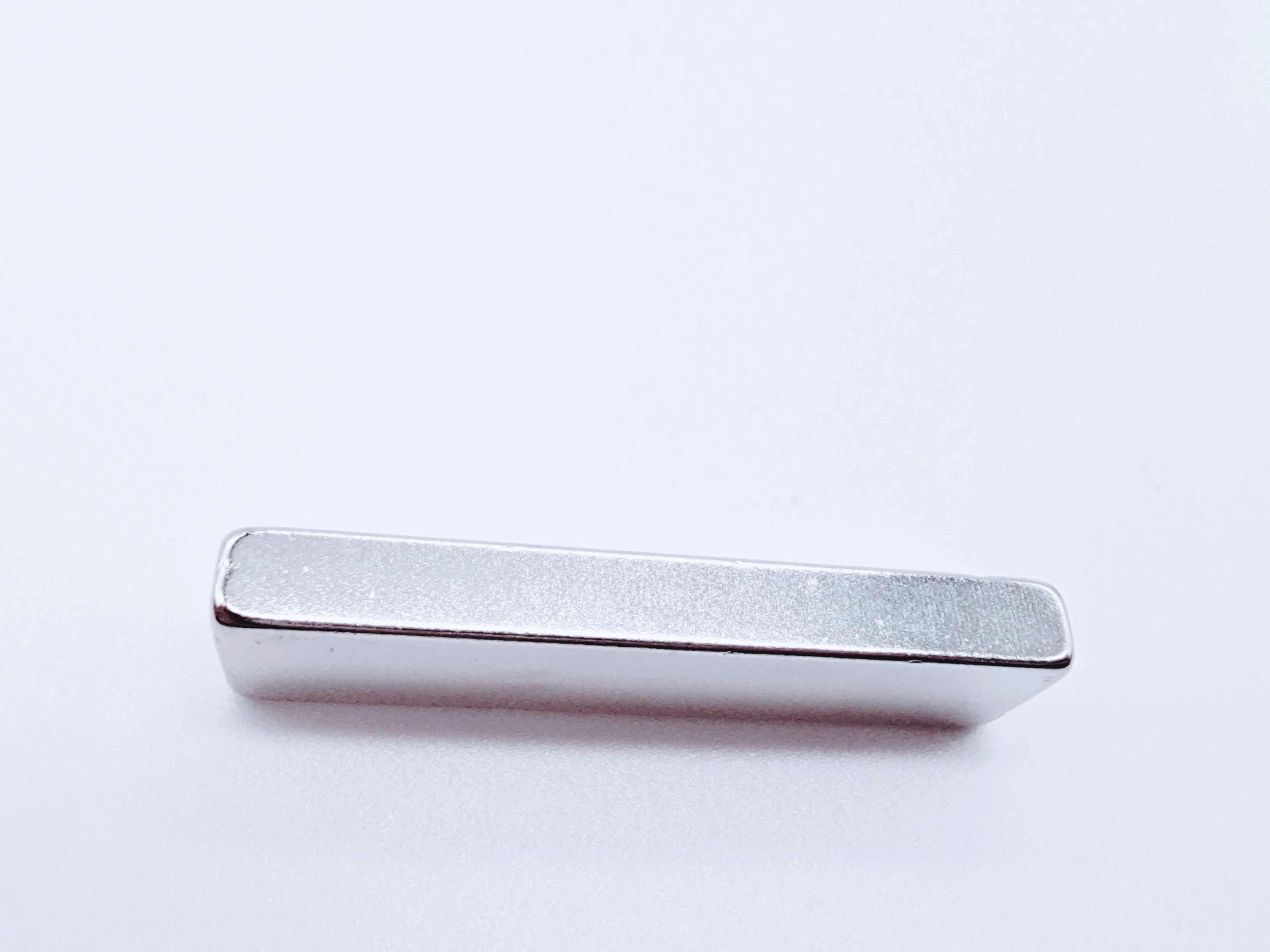 2- 10 шт. магнит NdFeB 40x10x5 мм