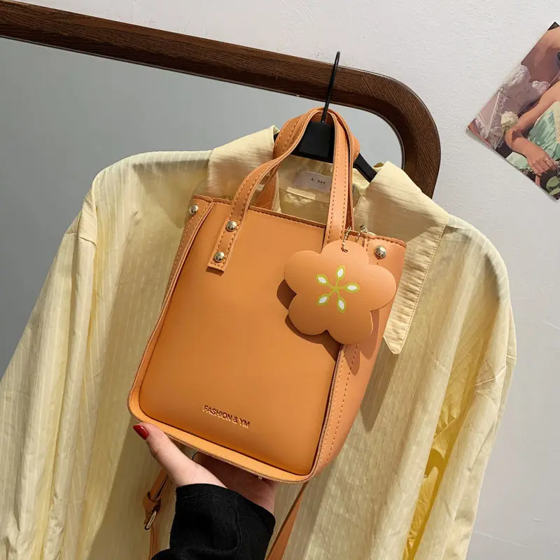 

Hot bag women's 2021 new style slung fashion foreign style one shoulder high-grade leisure portable women's Bag NEW