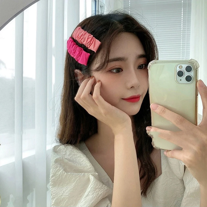 

Korean 2021 New Women Hairpin Wrinkle Hair Clips Girls Side Bangs Clip For Cute Girls Headdress Hair Accessories Sweet Barrettes
