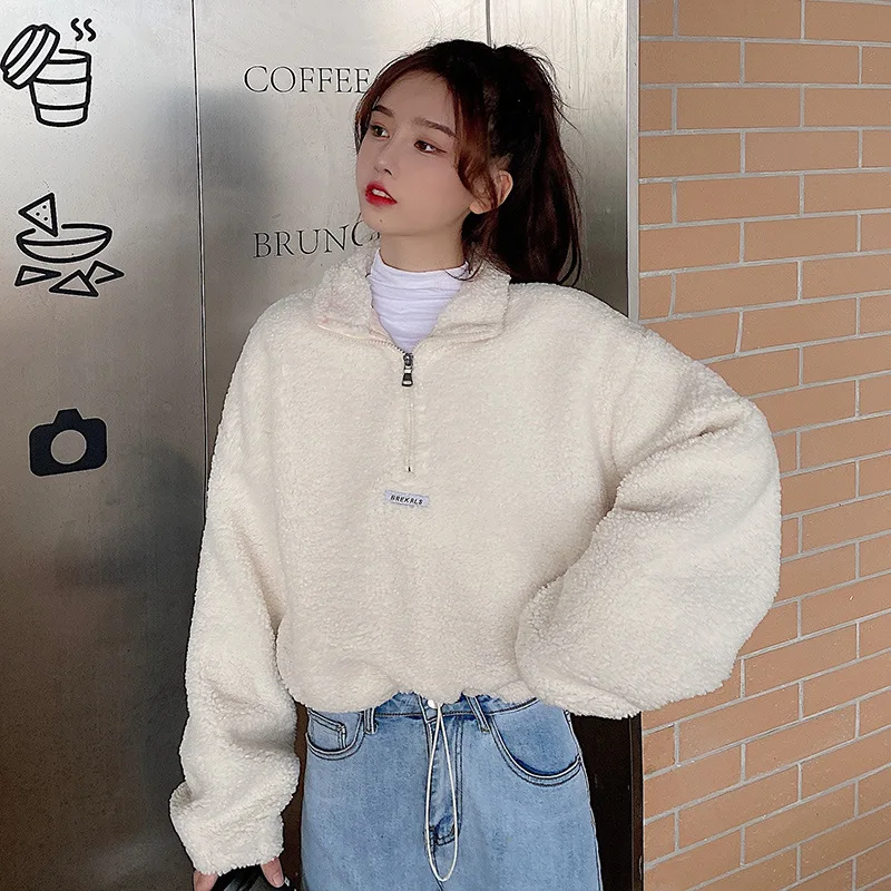 

Hoodies & Sweatshirts