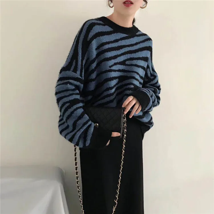 

Oversized Sweater Women Harajuku Loose Pullovers Ladies Soft Striped Zebra Batwing Sleeve Chic Korean Tops 2020 Autumn Sweaters