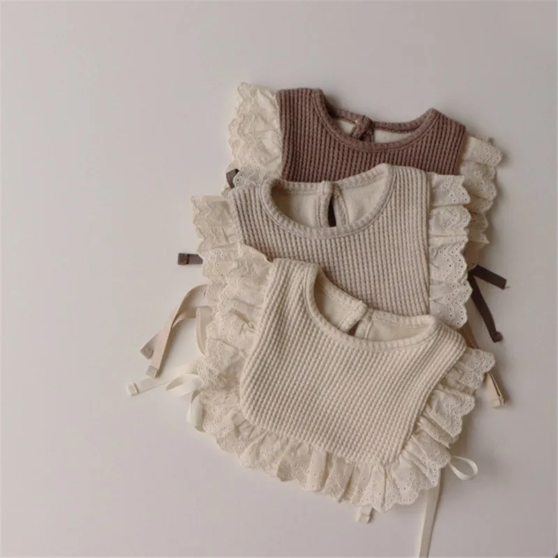 

Korean Style Baby Girls Lace Princess Bibs New Winter Toddlers Kids Burp Cloths Solid Color Infants Thicken Vest