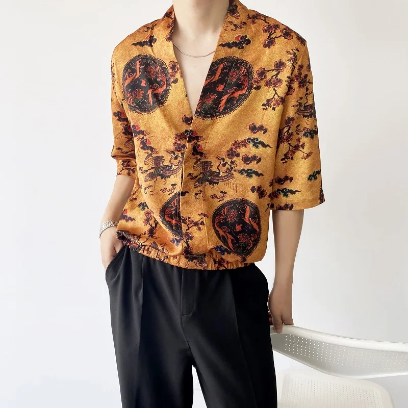 

Summer Half Sleeve Retro Pattern Print V Collar Pullover Shirts Mens Korean Streetwear Vintage Fashion Shirt Tops Male Blouse