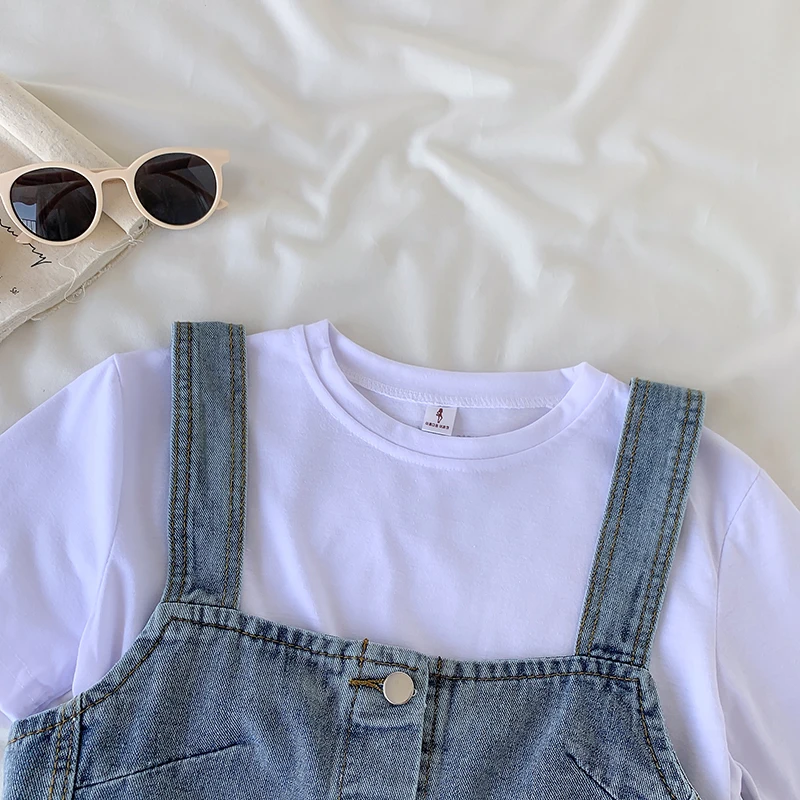 

KUSAHIKI Women Summer 2pieces Crop Top Tshirt Sets Short Sleeve O-neck Slim Basic Tees + Bandage Buttons Demin Sling Vest 6F014