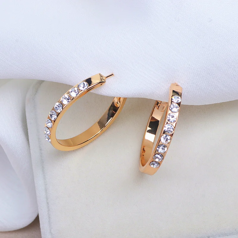 Серьги кольца женские большие с кристаллами классические ювелирные украшения