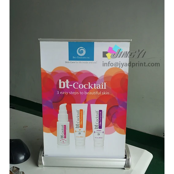 Небольшой стол из алюминиевого сплава свернутый дисплей баннеры с напечатанным