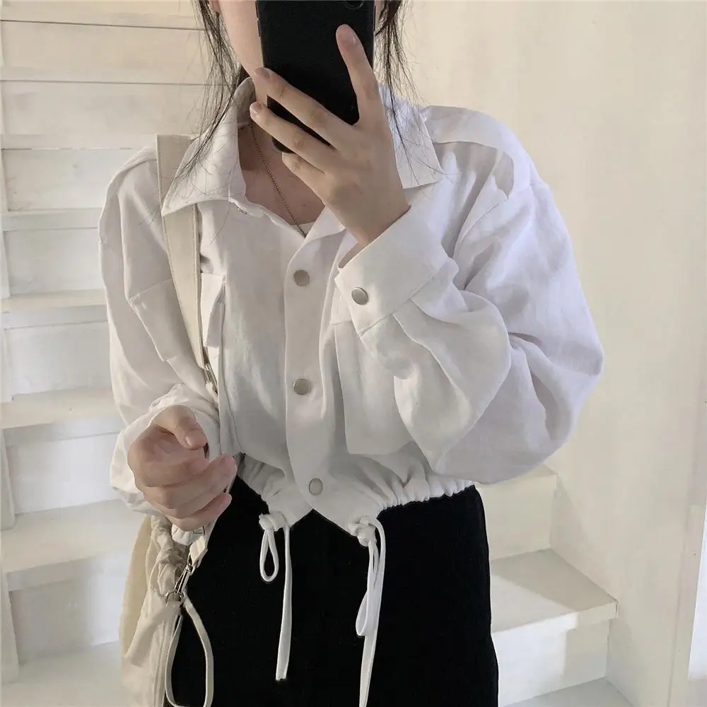 Куртка женская осенняя короткая однотонная с отложным воротником | Женская