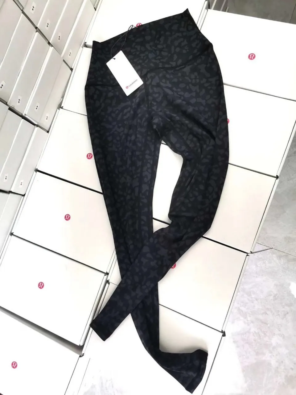 

2021 Fashion Leopard lululemon-Anti-Sweat Mention Hip Sport Gym Leggings Women High Waisted Yoga Fitness Pants Workout Leggings