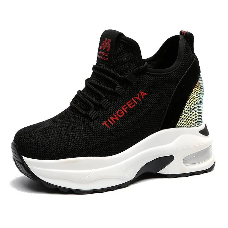 Универсальные спортивные туфли на платформе с губкой для торта Женские толстой