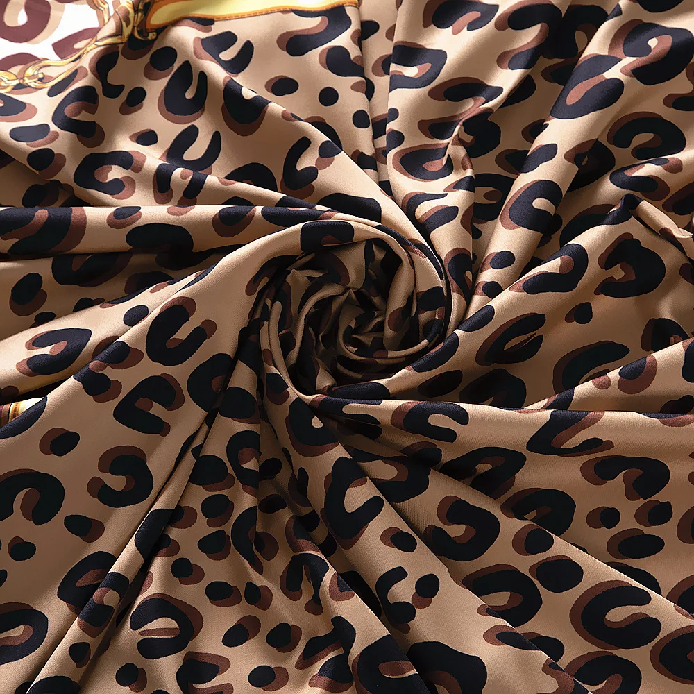 

Classic retro autumn new scarf women luxury 130cm leopard print ladies summer scarf kerchief large handkerchief sunscreen shawl