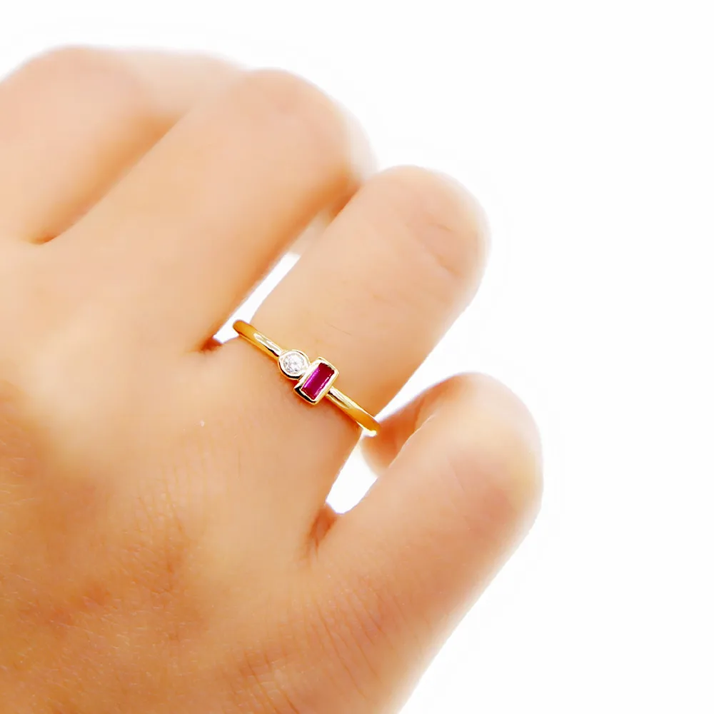 Высококачественные простые обручальные тонкие кольца с фианитом