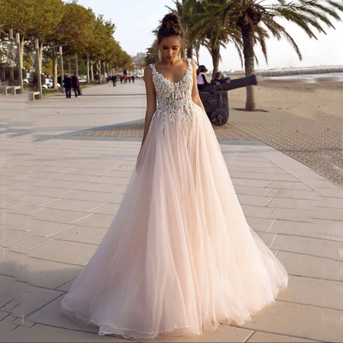 

Summer Beach Wedding Dresses 2021 A-Line V-Neck Appliques Sequins Backless Sweep Train Chiffon Bridal Gown Vestidos De Noiva