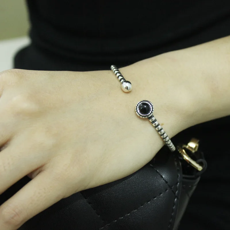 Женский браслет из серебра 925 пробы с защитой от аллергии |