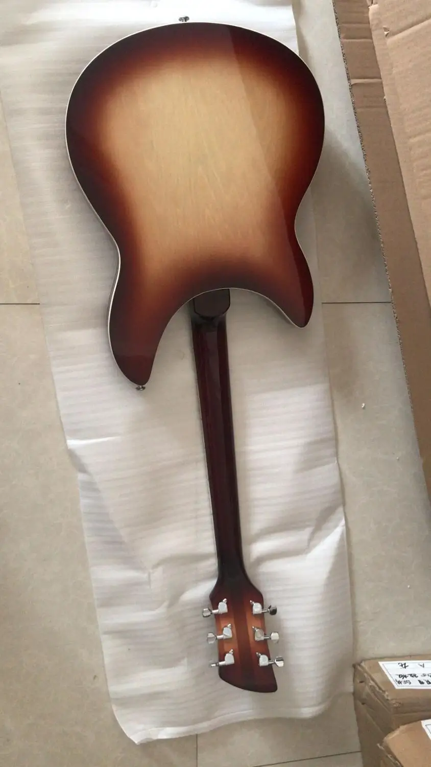 Бесплатная доставка Новое поступление Rickenback 6 строка Электрогитары Одна деталь