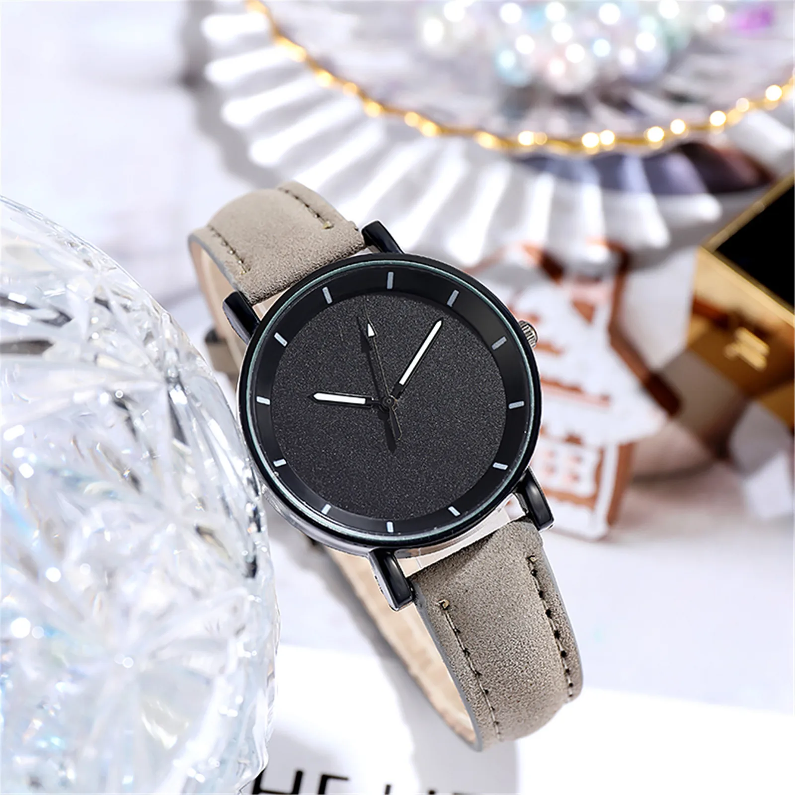 

Wholesale Luxury Watches Quartz Watch Stainless Steel Dial Casual Bracele Watch