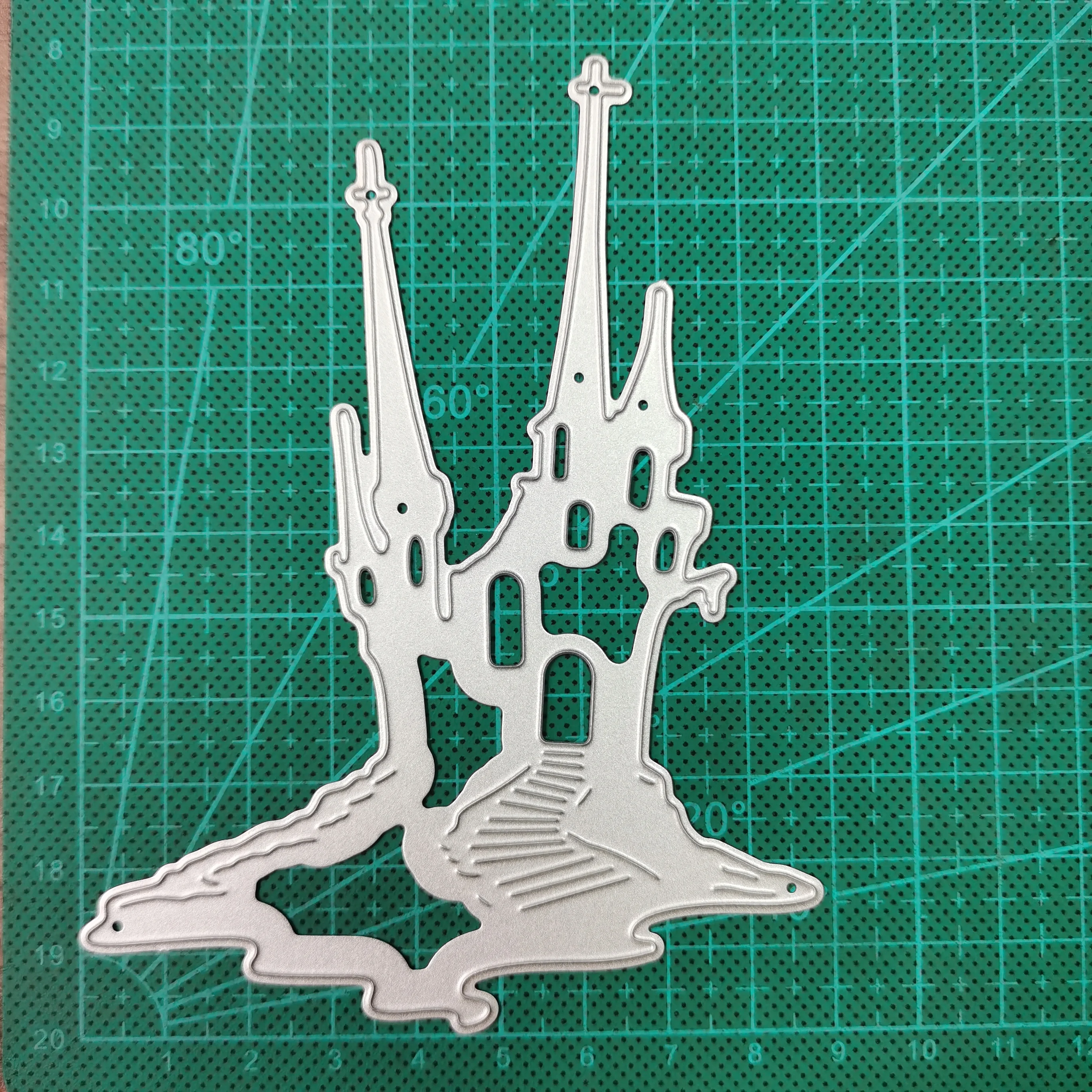 

Old castle and land Halloween Easter card metal cutting dies craft template diy scrapbook paper photo album embossing