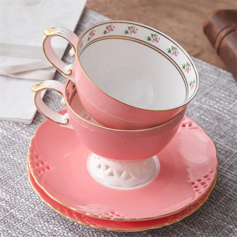 Nordic Ceramic Light Luxury Hollow Coffee Cup with Spoon and Saucer Set Creative Bone China Phnom Penh Flower Teacup Drinkware | Дом и сад