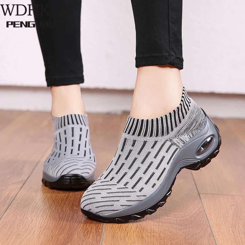 

Кроссовки-носки WDHKUN 2021, женские кроссовки на платформе, сетчатые, с воздушной подушкой, удобные повседневные кроссовки, женская обувь разме...