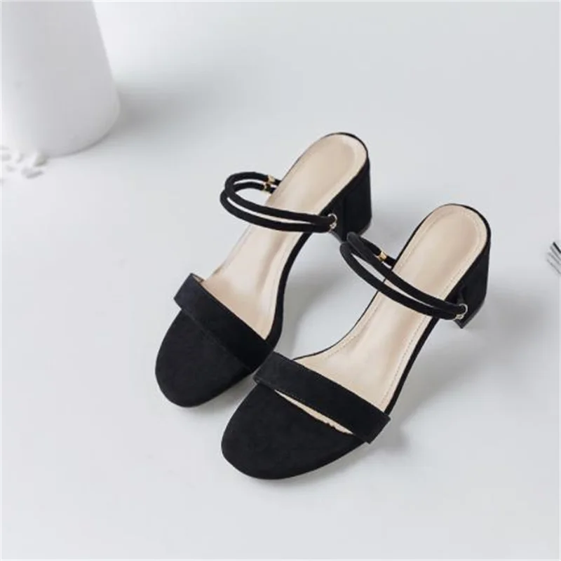 Сандалии женские из замши с открытым носком декоративные босоножки