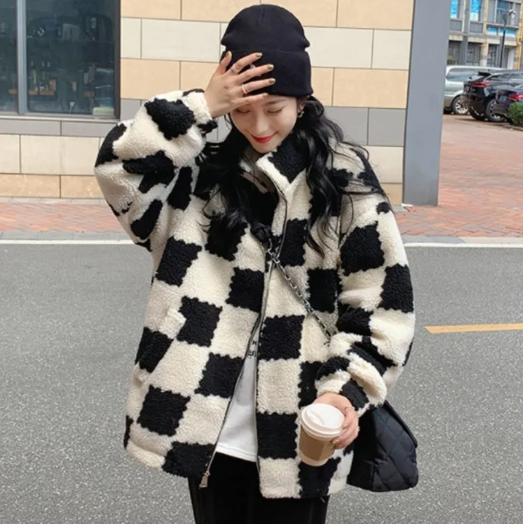 

Autumn And Winter New Checkerboard Lattice Granular Wool Lamb Fur Coat Women's Sheep Shearing Coat Sweater Loose Abrigo Mujer