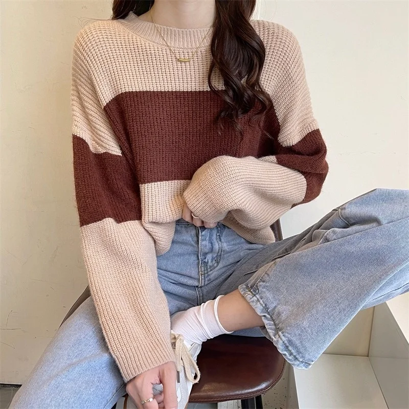 Black And White Contrast Color Cropped Pullover Sweater Women's Retro Idle Style Knitwear New Early Autumn Korean Rac | Женская