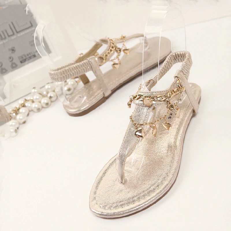 BEYARNE designer metal chains gladiator sandals women heart pendant sandalia feminina black/gold glitter flip flops summer shoes | Обувь