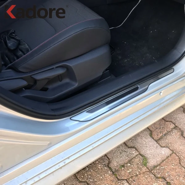 Для Toyota Corolla хэтчбек из нержавеющей стали новые накладки на пороги, накладки на пороги, автомобильные накладки на пороги